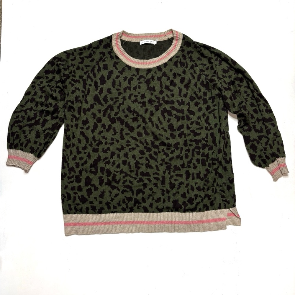 Animal Print Sweater 3/4 sleeve